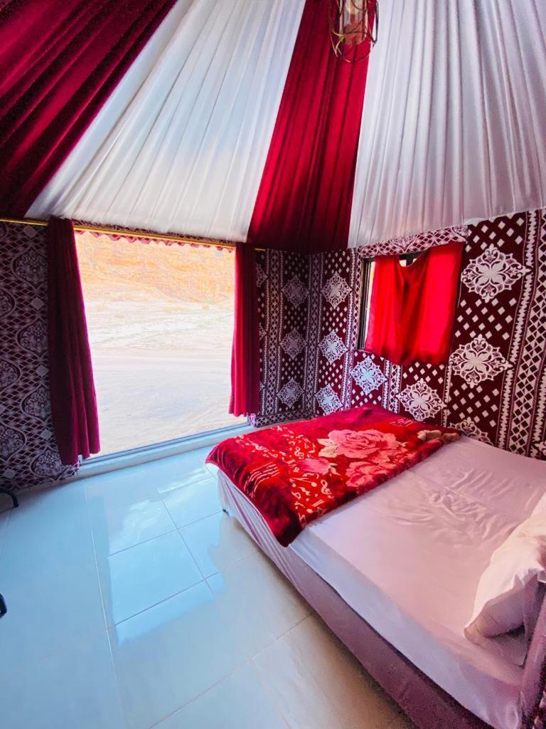 Sunrise Luxury Camp Hotel Wadi Rum Luaran gambar