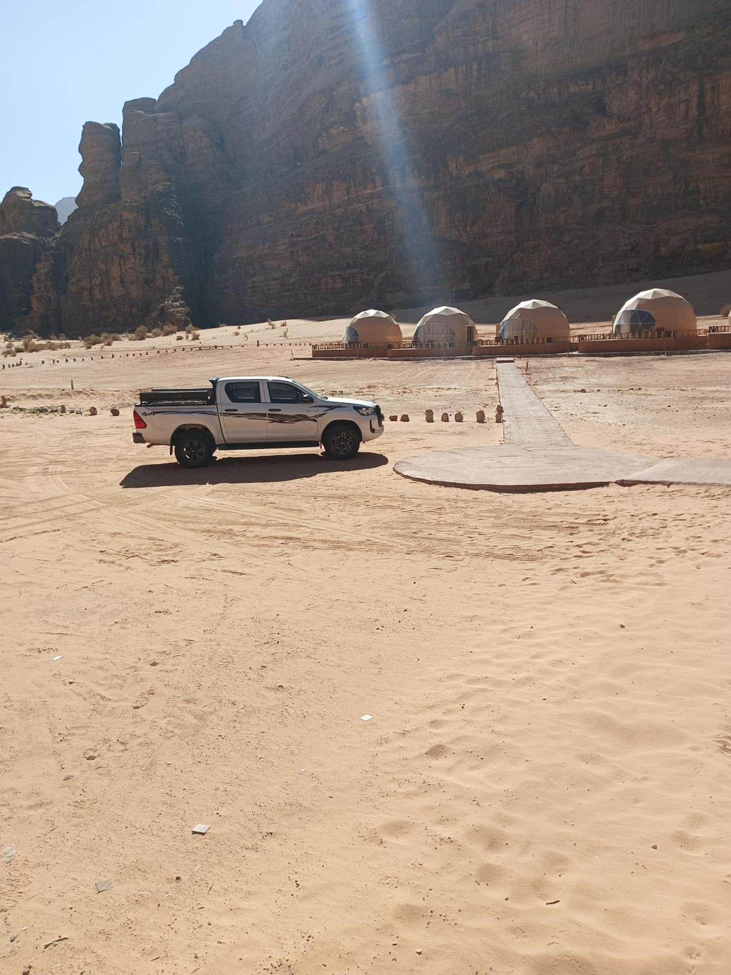 Sunrise Luxury Camp Hotel Wadi Rum Luaran gambar