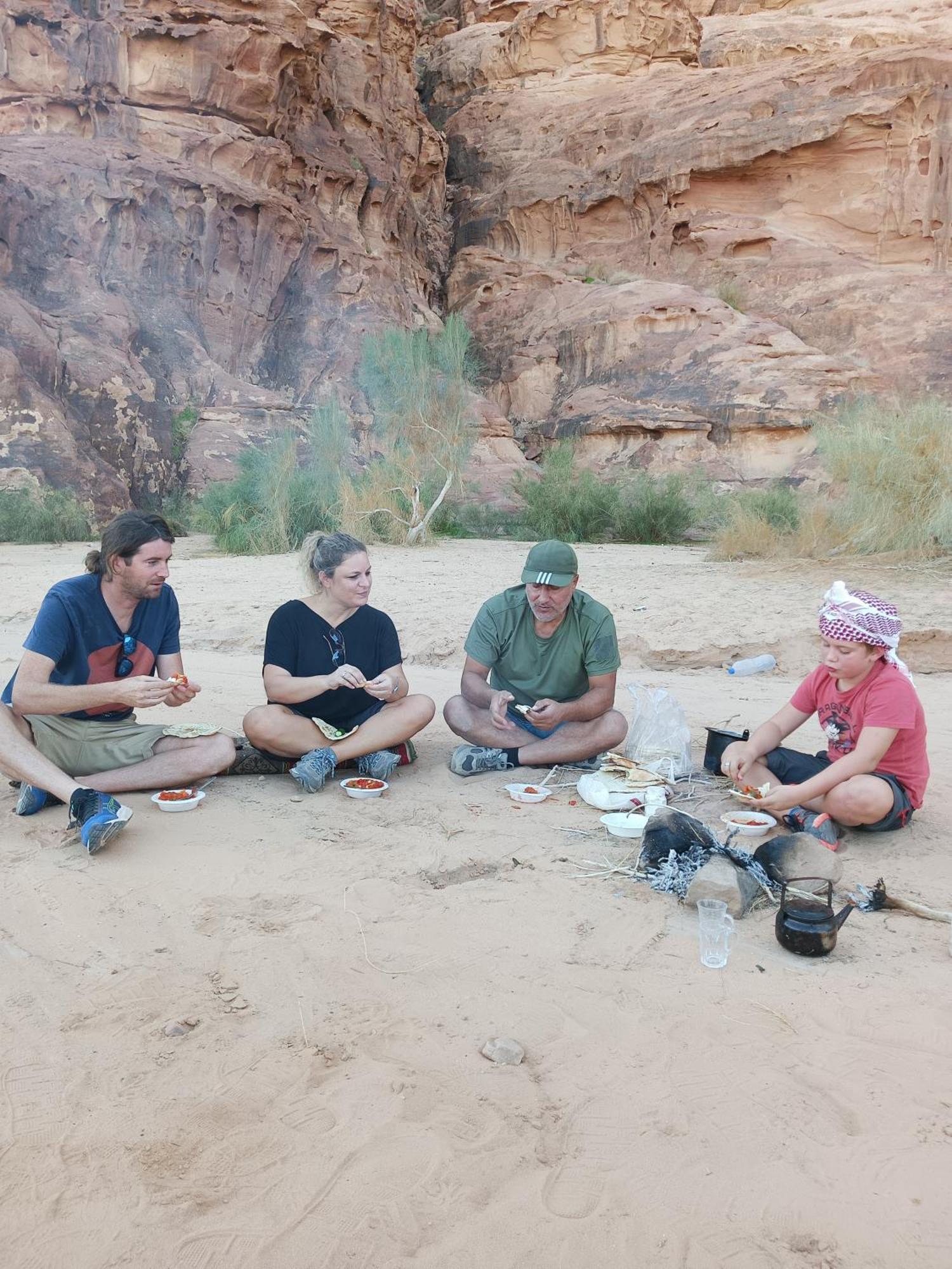 Sunrise Luxury Camp Hotel Wadi Rum Luaran gambar