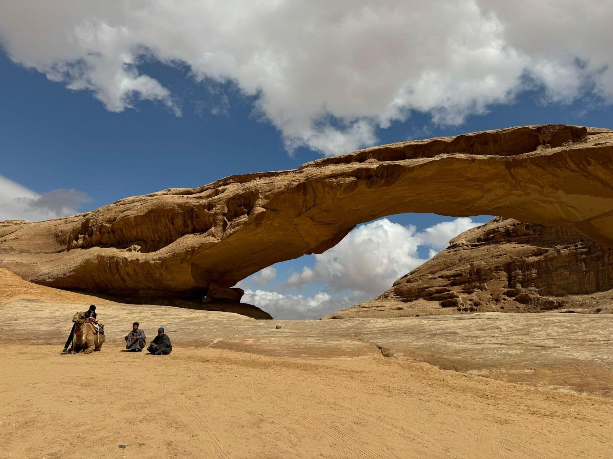 Sunrise Luxury Camp Hotel Wadi Rum Luaran gambar