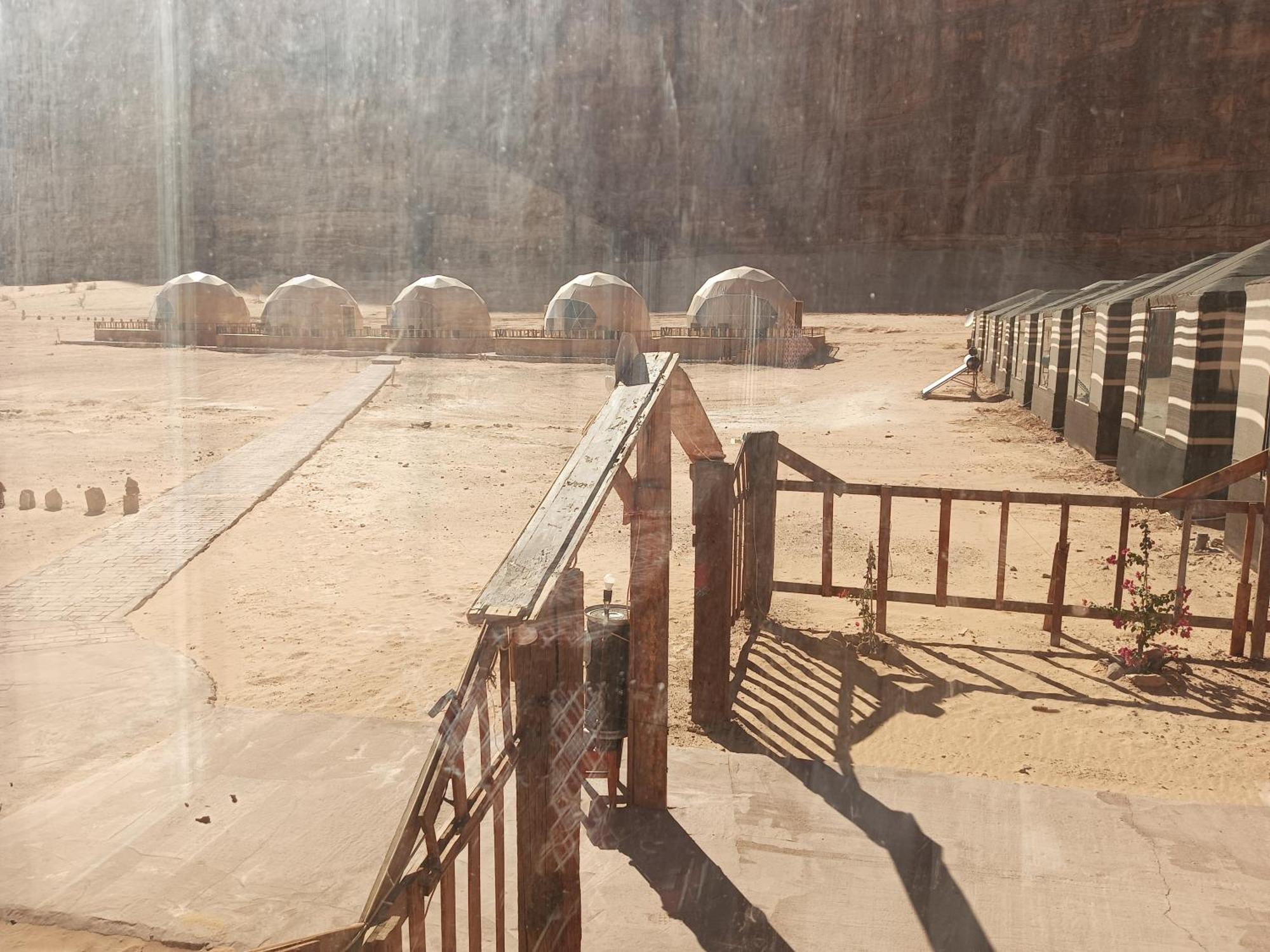 Sunrise Luxury Camp Hotel Wadi Rum Luaran gambar